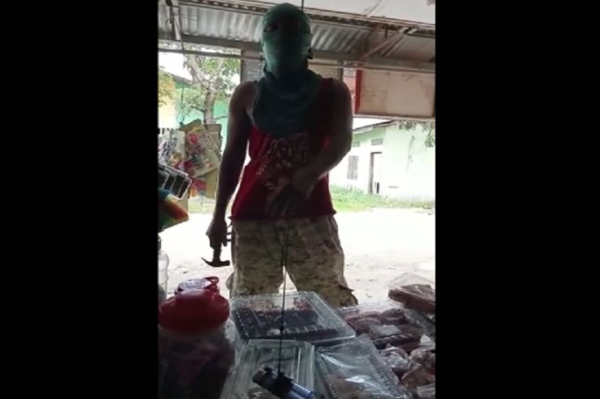 Viral Video Preman Bersenjata Martil Ancam dan Peras Pedagang di Kota Medan