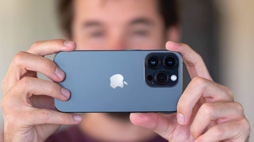 Cara Mengatasi Kamera iPhone Bergetar dan Penyebabnya!