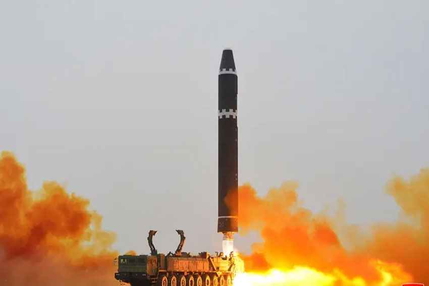Korea Utara Tembakkan Rudal Jarak Pendek ke Arah Laut Kuning