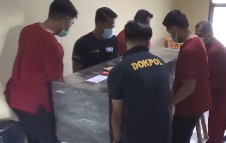 Dokter Paru Nabire Tewas Tak Wajar di Rumah Dinas, Jenazah Diterbangkan ke Makassar