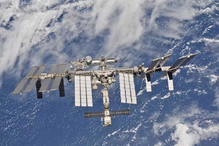 Tak Mau Bergantung pada Rusia, NASA Kembangkan Kapal Kargo untuk Deorbit ISS