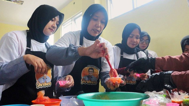 Cosmetics Manufacturing Training in Sukabumi Opens Business Opportunities