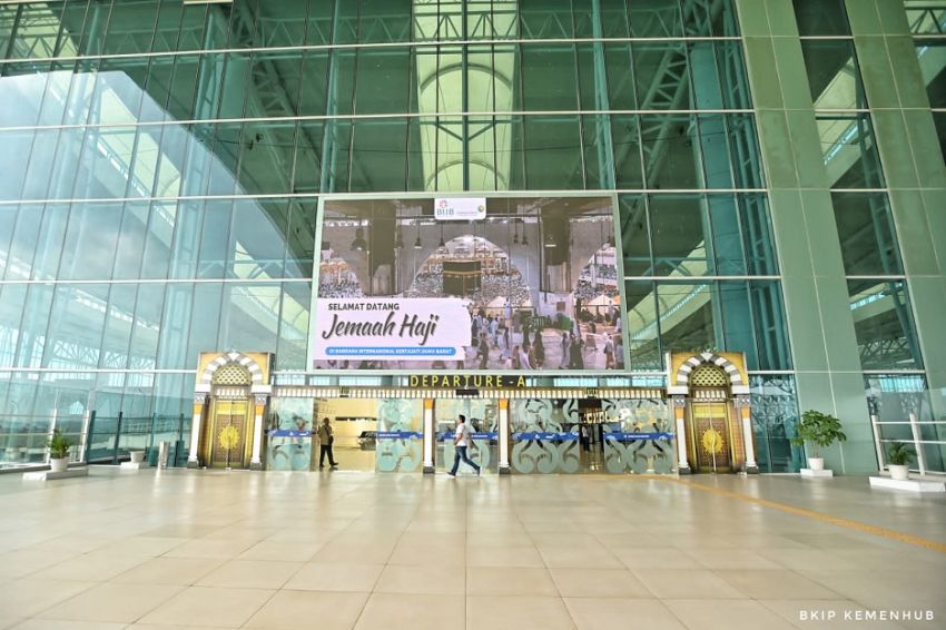 Kemenag Berangkatkan 20 Kloter Jemaah Haji dari Bandara Kertajati