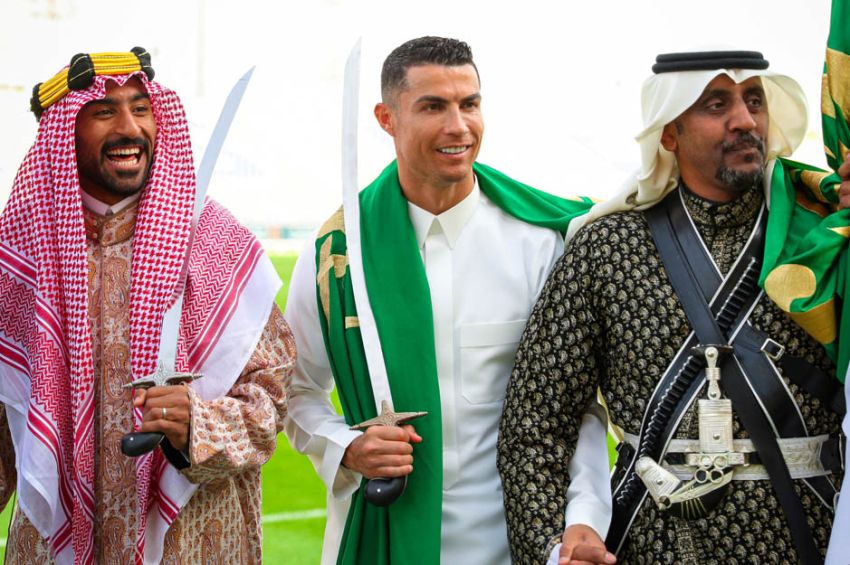 Ronaldo, Salah, Pesepak Bola Dunia Ucapkan Selamat Ramadan
