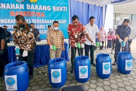 BNN Sumsel Musnahkan 115 Kg Sabu Hasil Tangkapan Bandar di Palembang