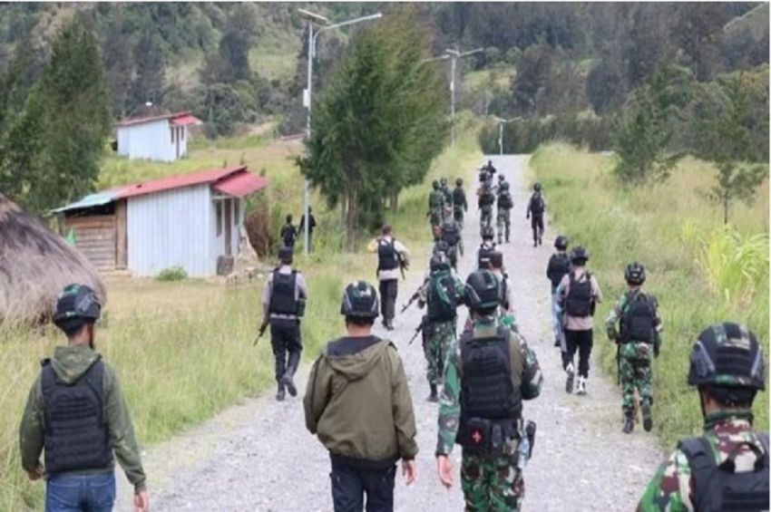 Detik-detik Serangan Brutal KKB saat Tarawih hingga Mengakibatkan 2 Prajurit TNI-Polri Gugur