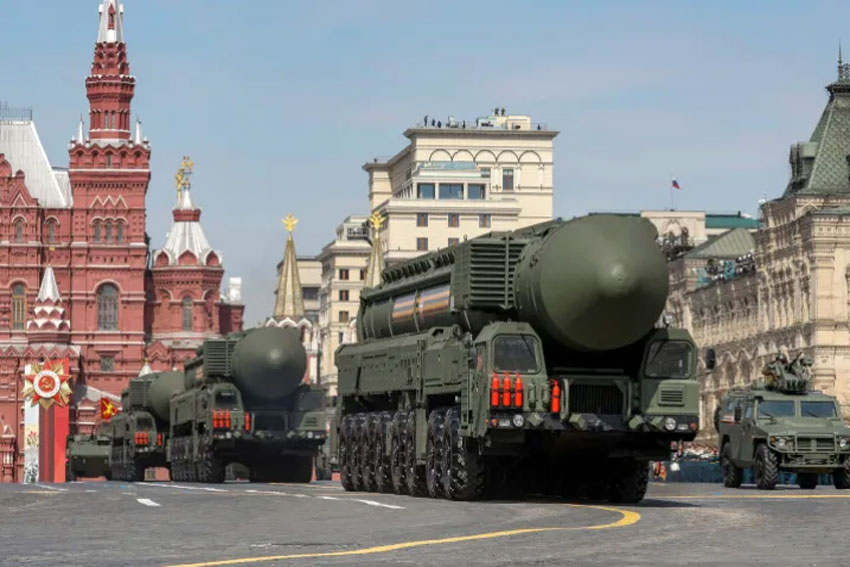 NATO: Retorika Nuklir Rusia Berbahaya dan Tidak Bertanggungjawab