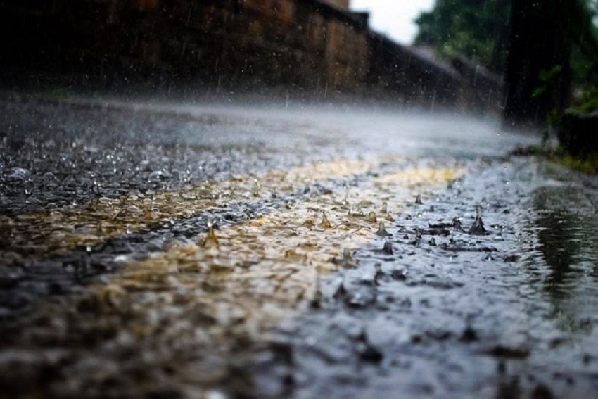 BMKG: Hujan Masih Berpotensi Turun hingga Awal April