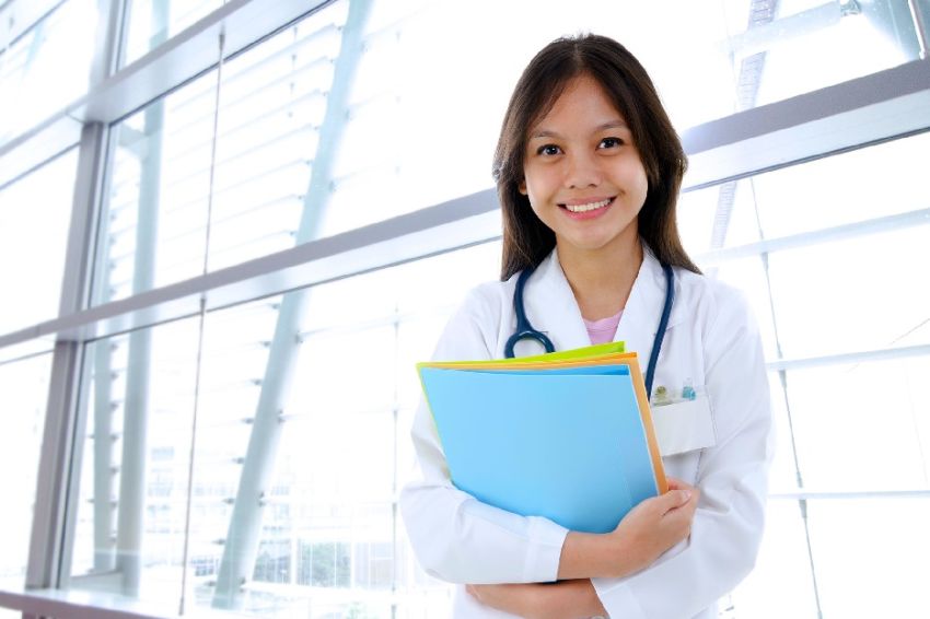 Kemenkes dan LPDP Sediakan 2.500 Beasiswa Kedokteran untuk Atasi Kekurangan Dokter