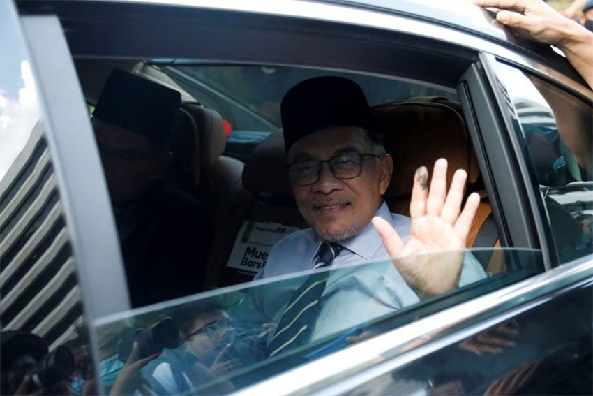 Anwar Ibrahim Siap Dialog dengan China atas Sengketa di Laut China Selatan