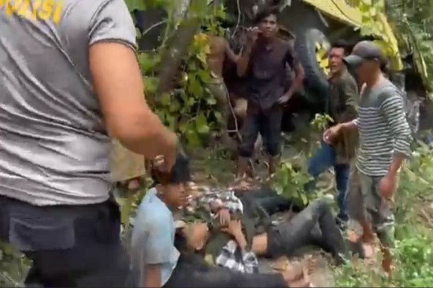 Truk Angkut 47 Orang Terjun ke Jurang di Aceh Besar, 4 Tewas