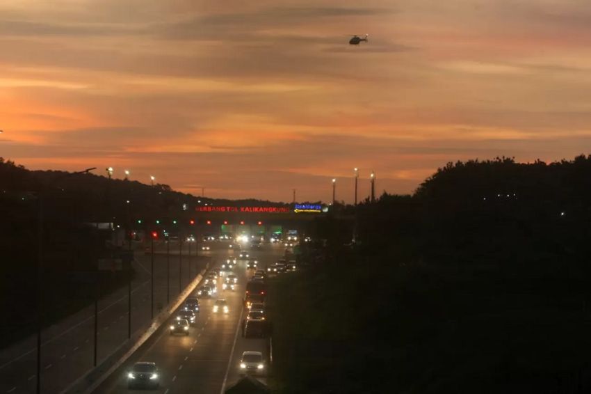 One Way Tol Kalikangkung Menuju Tol Jakarta-Cikampek Diperpanjang hingga Kamis Malam