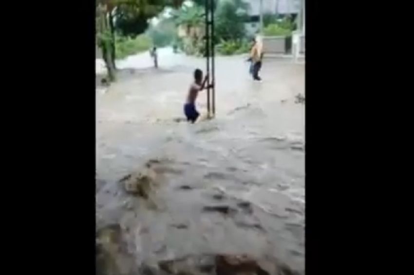 Banjir Bandang Terjang Polewali Mandar, 1 Tewas Terseret Arus