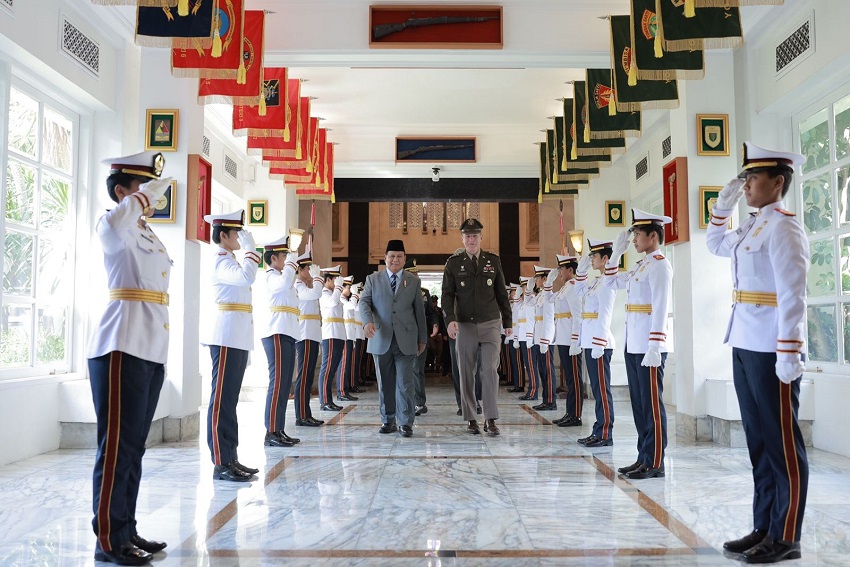 Prabowo Terima Kunjungan KSAD Amerika Serikat, Bahas Kelanjutan Program Pendidikan Kadet di Akmil AS