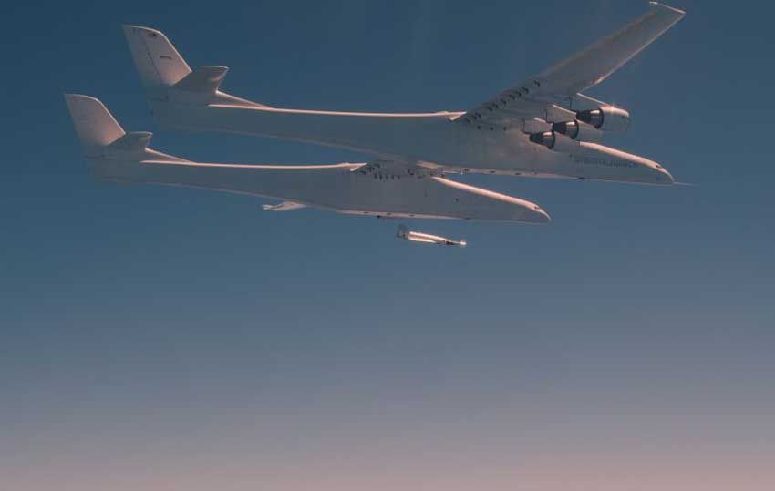 Pesawat Terbesar Ini Sukses Uji Terbang Kendaraan Hipersonik