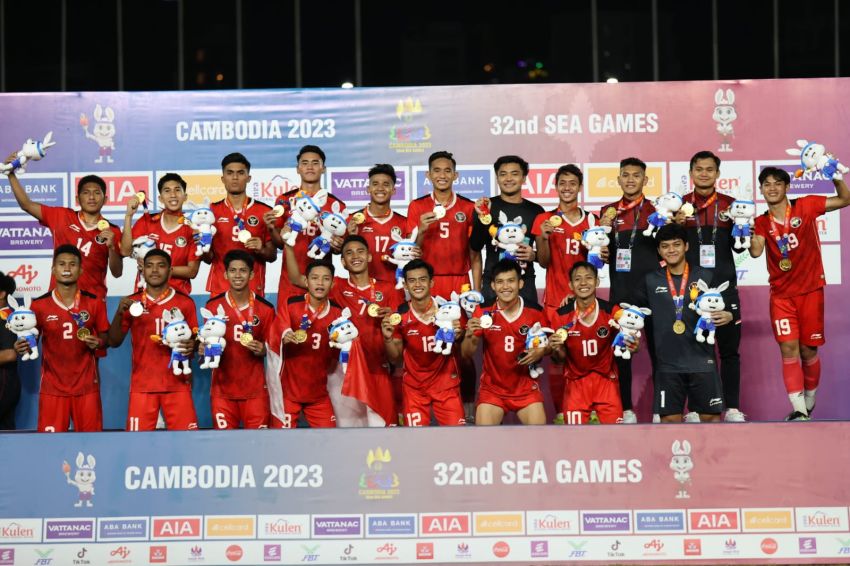 Timnas Indonesia U-22 Pulang Bawa Emas SEA Games 2023 Dikirab dari Monas ke GBK