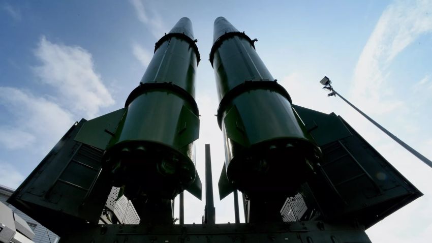 Rusia Pertahankan Kontrol atas Senjata Nuklir yang Ditempatkan di Belarusia