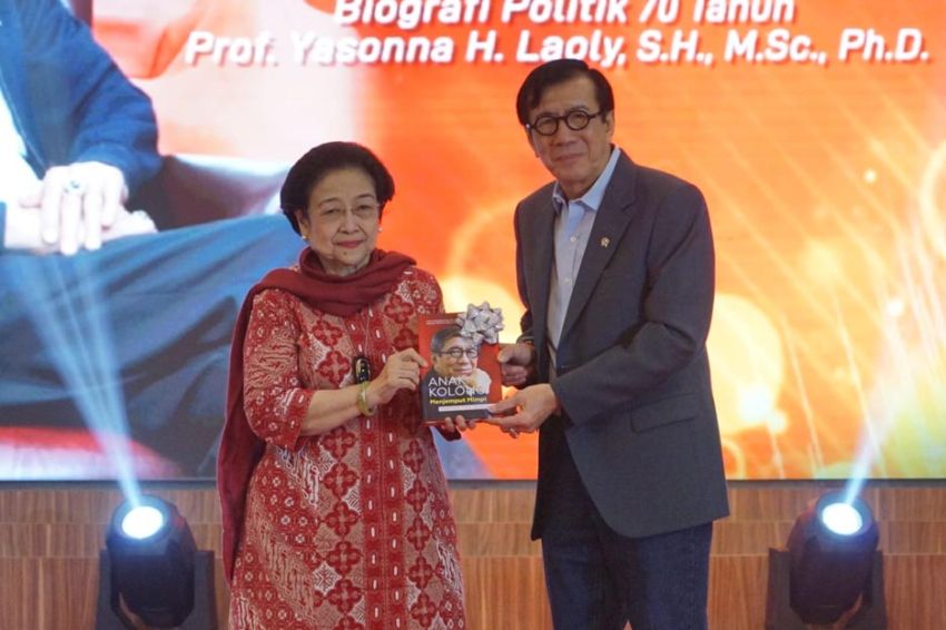 Yasonna Luncurkan Buku Biografi Politik, Beberkan Peran Megawati dan Tugas Ideologis