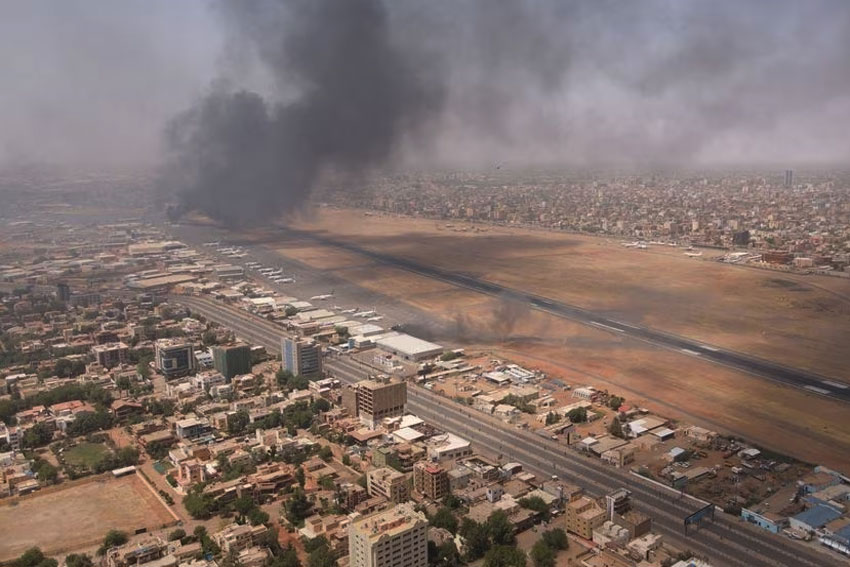 Jelang Berakhirnya Gencatan Senjata, Bentrokan Hebat Landa Khartoum