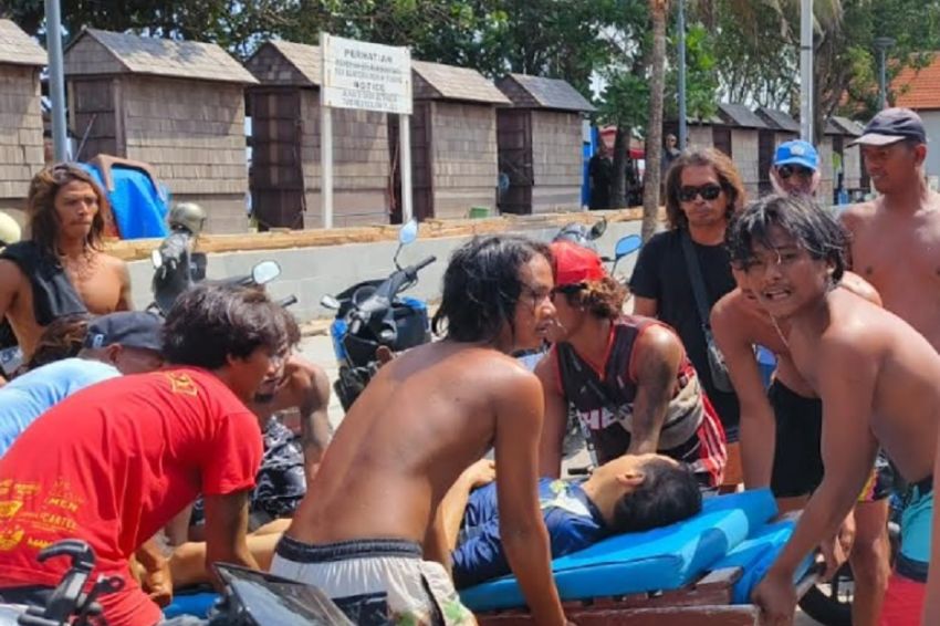 Memilukan! Ajak Istri dan Anak Belajar Surfing, Turis China Tewas di Pantai Kuta Bali
