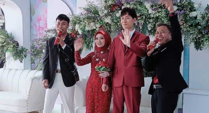 Pakai 4 Bahasa saat Nikahi Mojang Garut, Oppa Korea Enjoy Jalani Prosesi Pernikahan