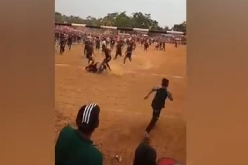 Memalukan! Pemain Serang Penonton, Pertandingan Sepak Bola di Lebak Berakhir Ricuh
