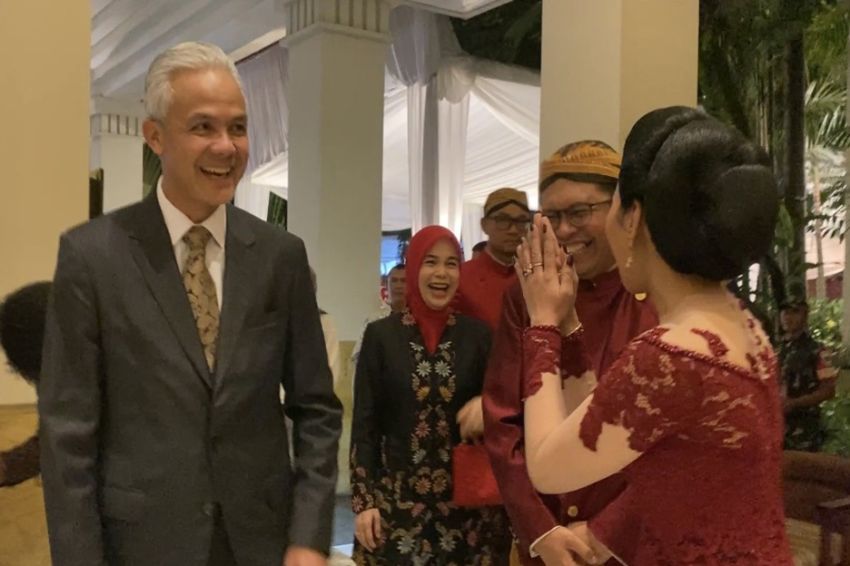 Ganjar Pranowo Hadiri Pernikahan Putri Politikus Senior PDIP Aria Bima