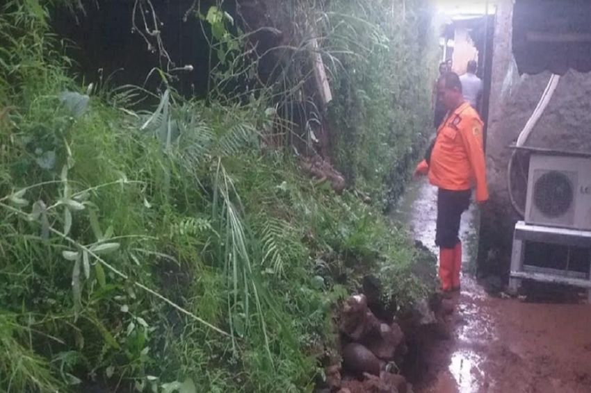 Hujan Deras Disertai Angin Landa Kabupaten Bogor, 11 Kampung Terdampak