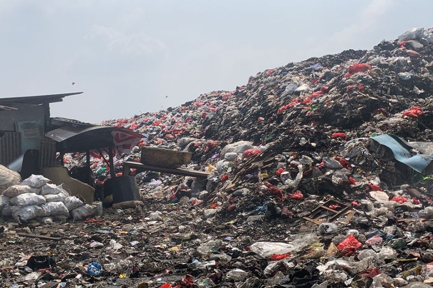 Jorok Lahan Kosong Jadi Gunung Sampah Di Bintara Bekasi