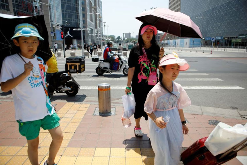 Pecah Rekor, Suhu di Beijing Tembus 41 Derajat Celcius