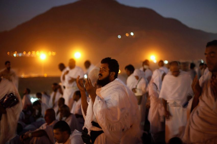 Khutbah Jumat: 3 Amalan yang Pahalanya Setara Ibadah Haji