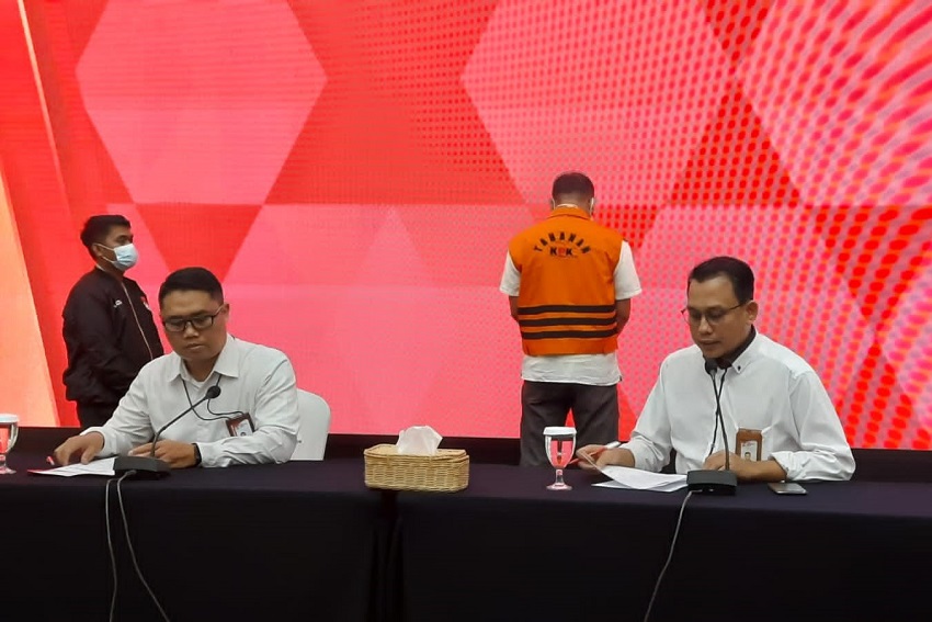 KPK Kembali Menahan Eks Anggota DPRD Jambi Tersangka Suap Ketok Palu