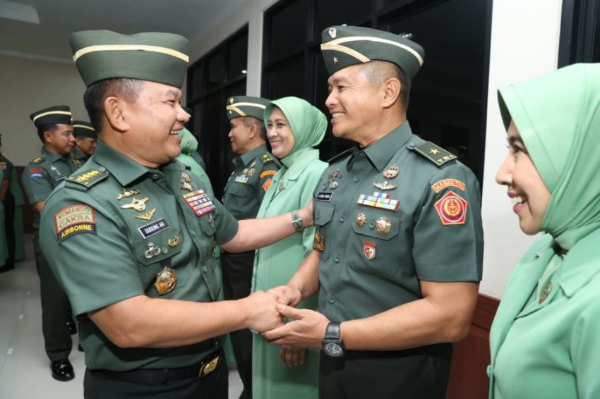 Jenderal Dudung Terima Laporan, 24 Pati TNI AD Resmi Naik Pangkat