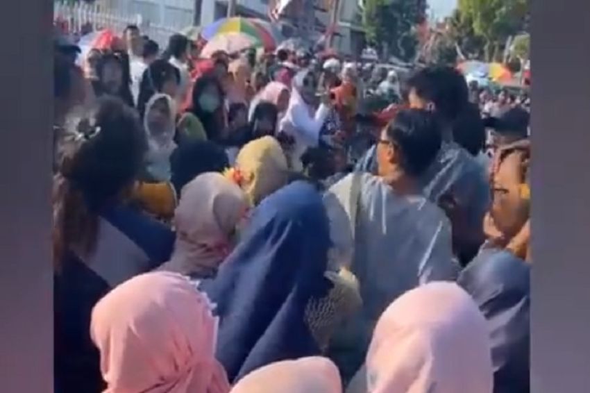 Gerak Jalan Kemerdekaan di Bangkalan Ricuh, Seorang Lurah Dipukul Peserta