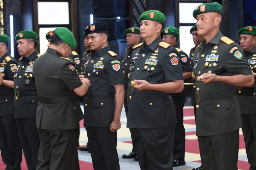 Deretan Jenderal Bintang 2 Tinggalkan Jabatan Pangdam pada Agustus 2023, Nomor 3 Anak Mantan Panglima ABRI