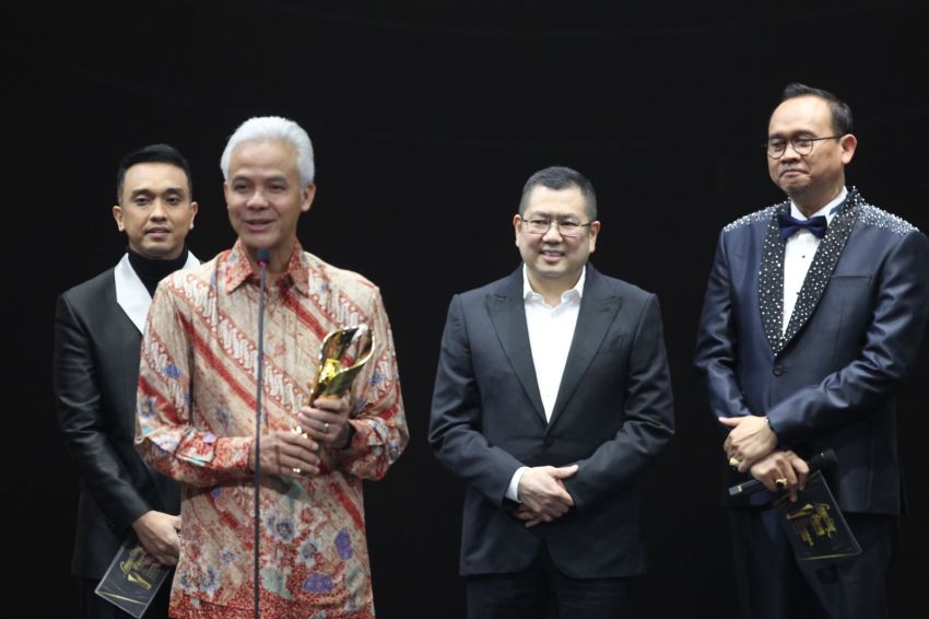 Dapat Penghargaan News Maker Indonesia Awards 2023, Ganjar: Enggak Menduga, Terima Kasih!