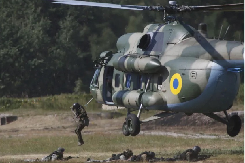 Ukrainian Mi-8 Helicopters Crash in Bakhmut: Six Soldiers Killed on Combat Mission against Russians