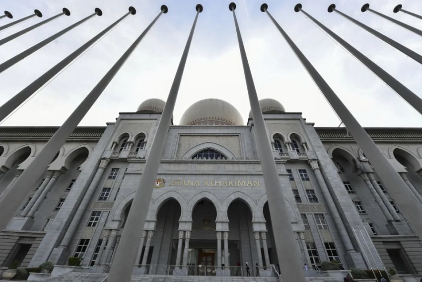 Malaysia High Court Rejects Woman’s Judicial Review Application to Renounce Islam and Return to Christianity