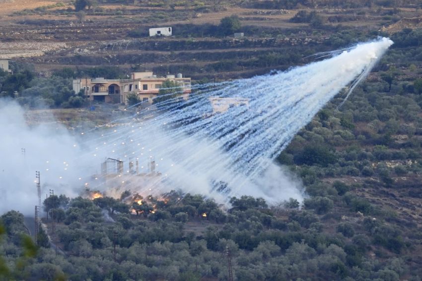 Fosfor Putih-15P Senjata Israel Untuk Serang Gaza
