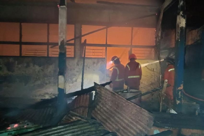 Kebakaran SMPN 8 Makassar, Siswa Terpaksa Belajar Daring