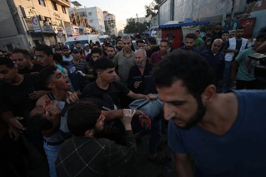 Israel Mengebom Ambulans di Depan Rumah Sakit Al-Shifa Gaza, 13 Tewas, 26 Luka