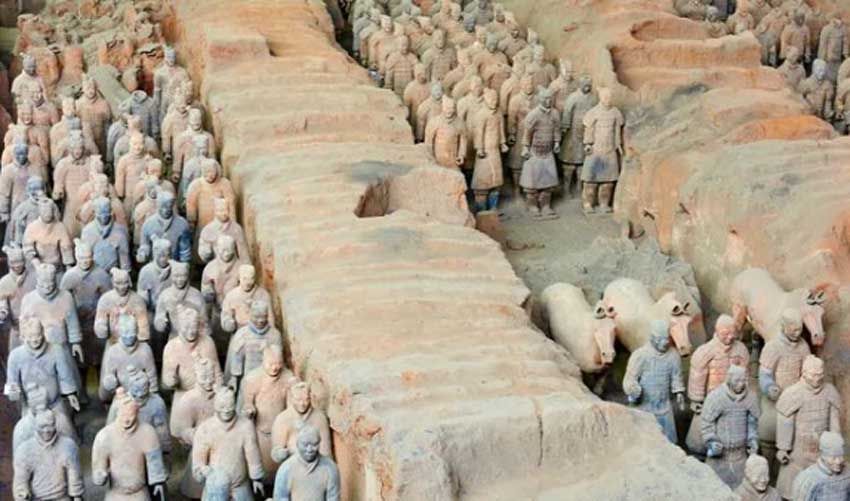 Artefak Sisa Kereta Berusia 2.000 Tahun Ditemukan Dekat Tentara Terakota