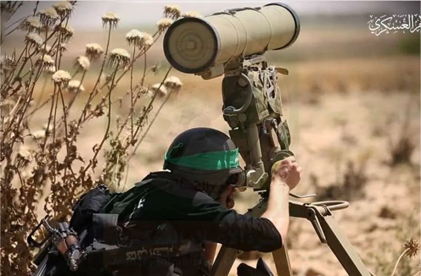 Tank Merkava Israel Jadi Sasaran Empuk Senjata Laser Kornet Hamas