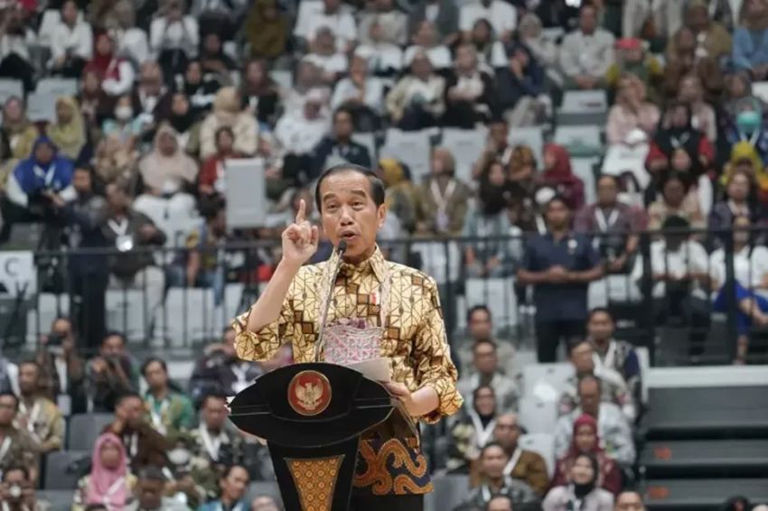 Peneliti Politik BRIN Sebut Jokowi Terbuai Kekuasaan