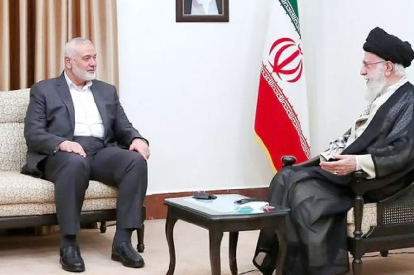 Khamenei kepada Pemimpin Hamas: Iran Tidak Akan Berperang dengan Israel