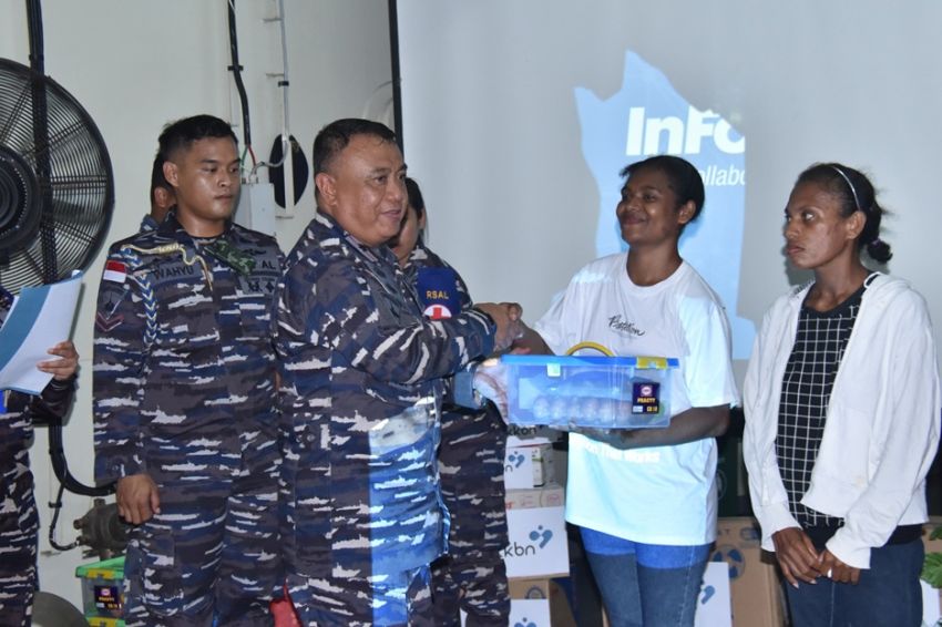 Meriahkan Sail Cenderawasih 2023, TNI AL Gelar Bakti Sosial di Biak Numfor Papua