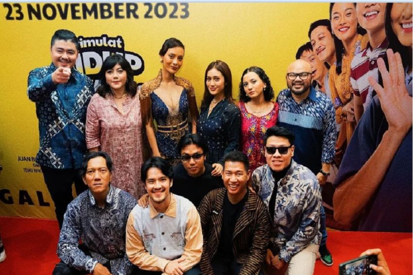 Film Srimulat Hidup Memang Komedi Memperkenalkan Grup Lawak Legendaris Indonesia 4094