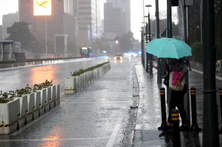 Prakiraan Cuaca, Waspadai Hujan Disertai Kilat dan Angin Kencang di Jaksel dan Jaktim
