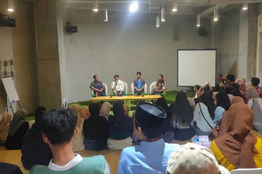 Sapa GenZi di Makassar, Alam Ganjar Bicara Akses Pendidikan Dasar yang Belum Merata