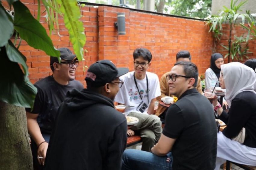 Alam Ganjar Berbagi Pengalaman Wirausaha kepada Mahasiswa di Bandung
